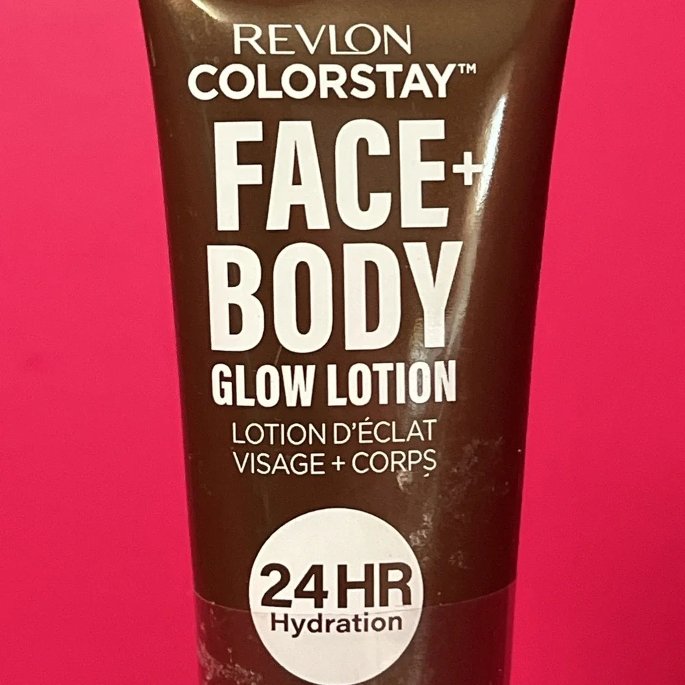 Revlon ColorStay Face & Body Glow‎ Lotion 140 In My Bronze Era 1 oz